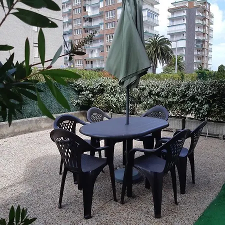 Hotell La Marina Laredo